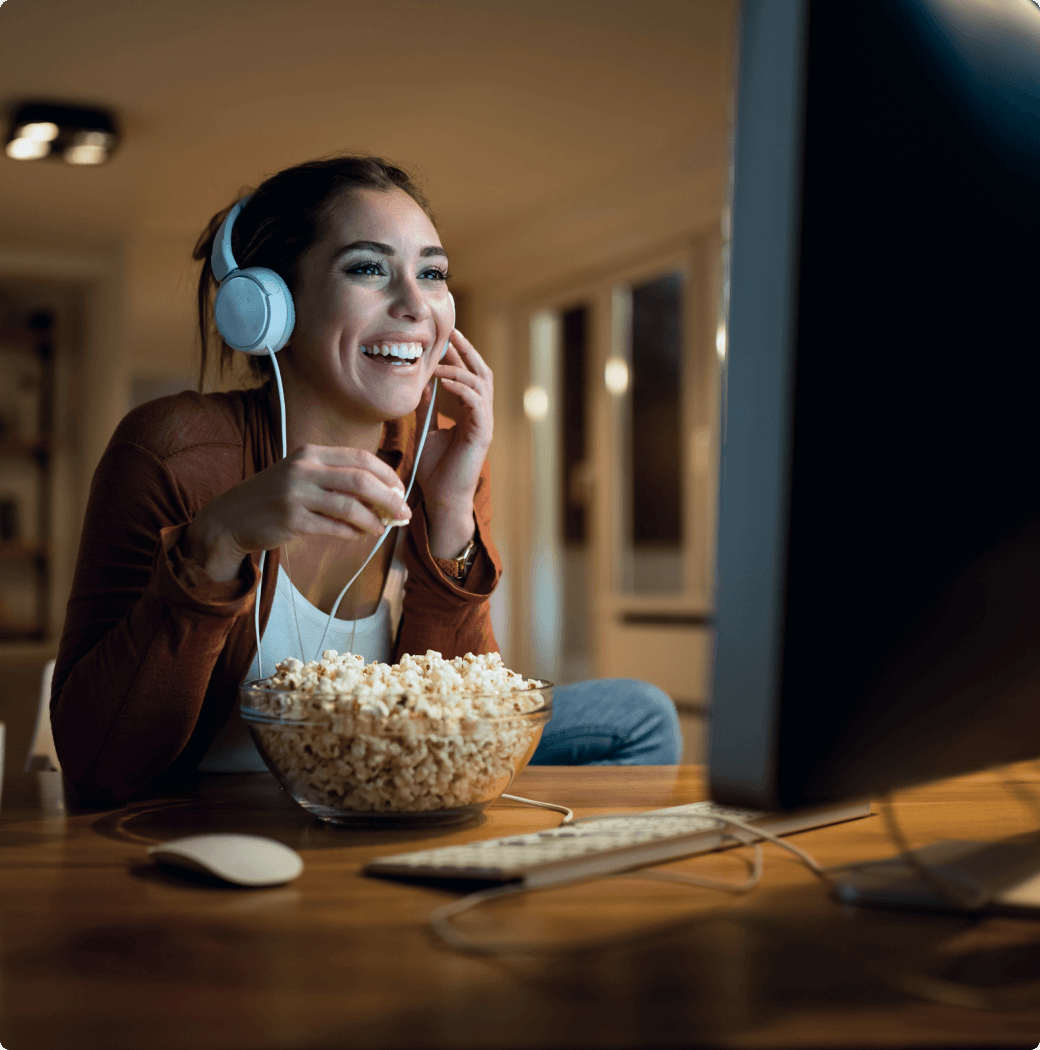 24/7 IPTV customer support team at VIPTVServer